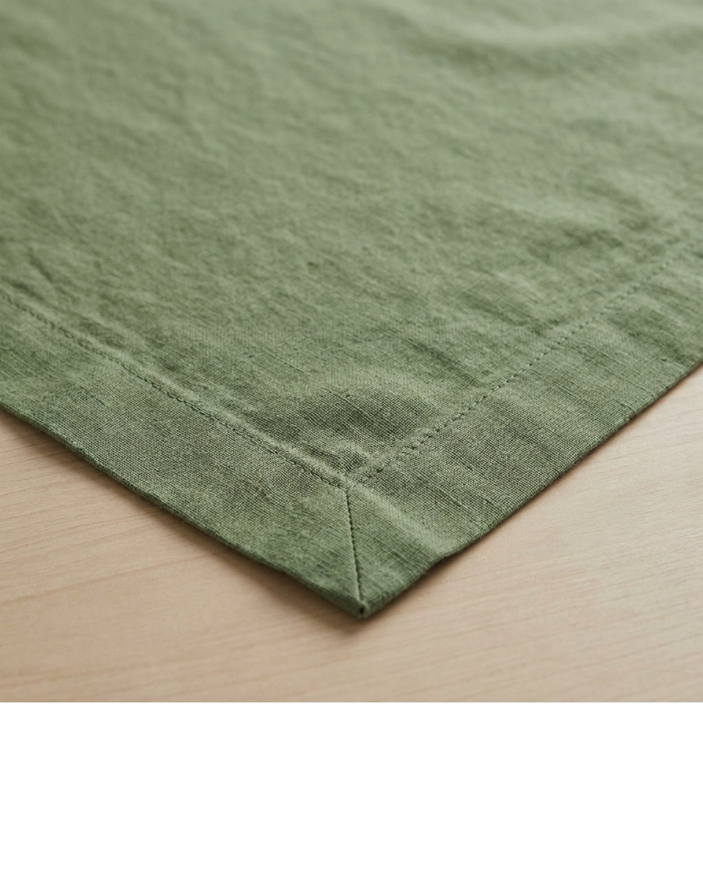 Housi Washed Cotton Rectangular Tablecloth 140 x 220 cm Moss - Detail view